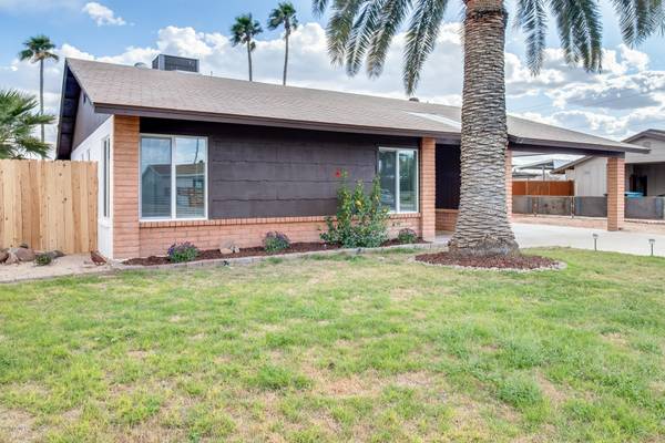 Phoenix, AZ 85032,3215 E CLAIRE Drive