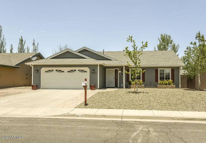 6838 E EAGLE CREST Drive, Flagstaff, AZ 86004