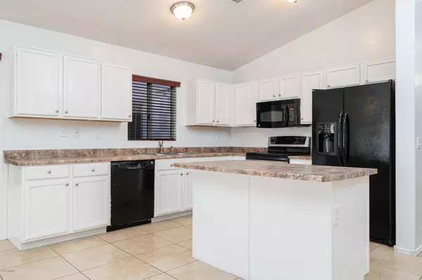 Tolleson, AZ 85353,3407 S 87TH Drive