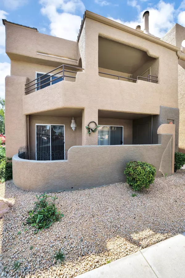 Phoenix, AZ 85032,3845 E GREENWAY Road #227