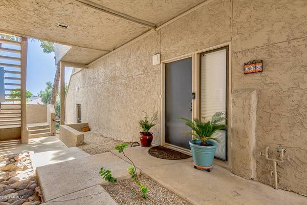 Tempe, AZ 85283,1203 E NORTHSHORE Drive #131