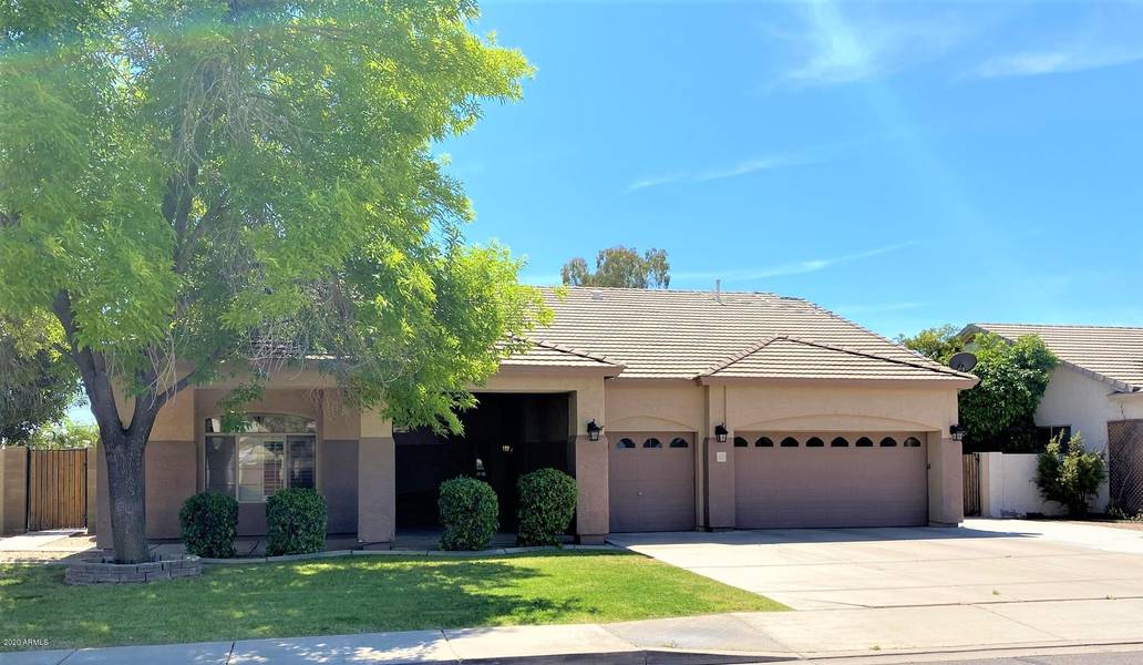 127 E SPUR Avenue, Gilbert, AZ 85296