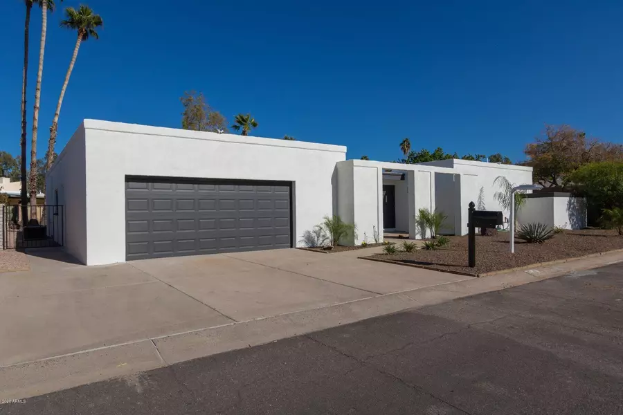 9237 N 28TH Street, Phoenix, AZ 85028