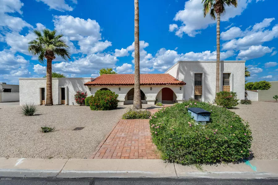 410 E CAMPINA Drive, Litchfield Park, AZ 85340