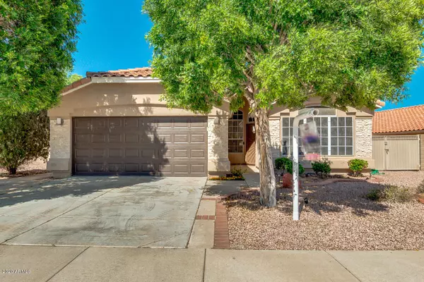 4520 E BIGHORN Avenue, Phoenix, AZ 85044