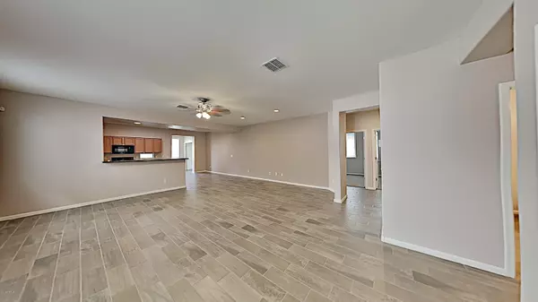 Peoria, AZ 85383,7556 W QUAIL TRACK Drive