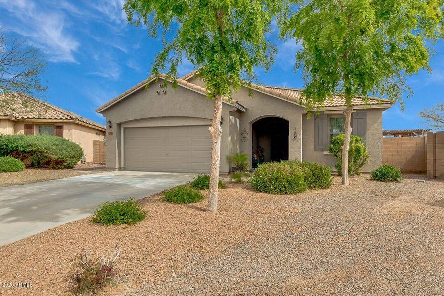 14 W LOVE Road, San Tan Valley, AZ 85143