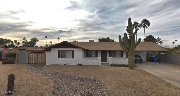 Phoenix, AZ 85028,10838 N 37th Place