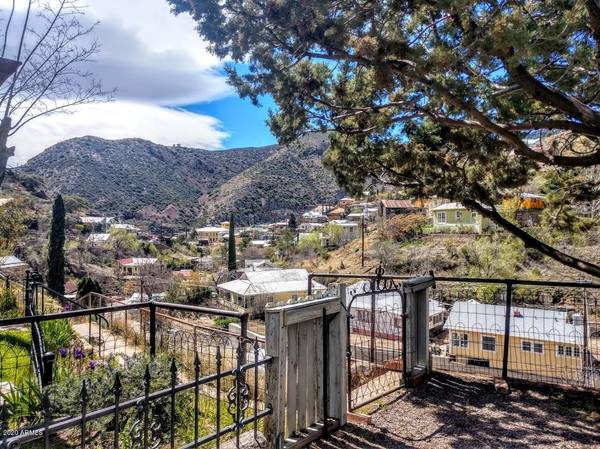 Bisbee, AZ 85603,211 Youngblood Hill