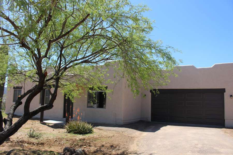 33660 S INCLINE Drive, Black Canyon City, AZ 85324