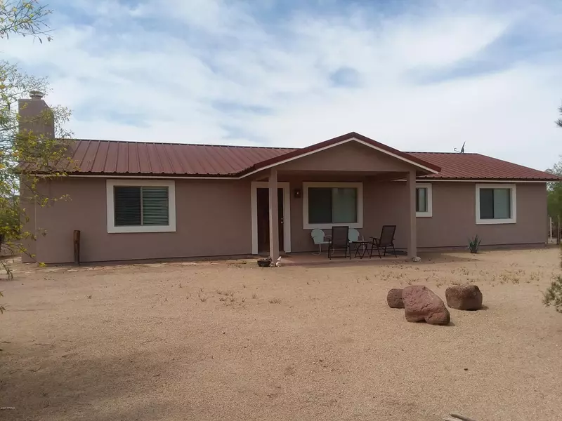 43626 N 16TH Street, New River, AZ 85087