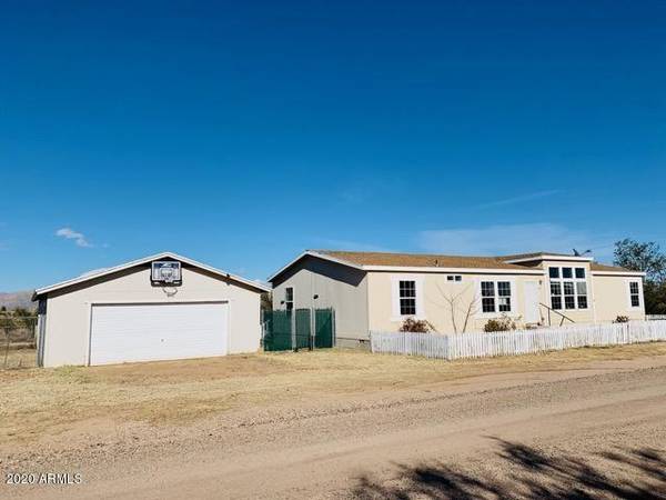 Benson, AZ 85602,3178 W CENTURY Drive