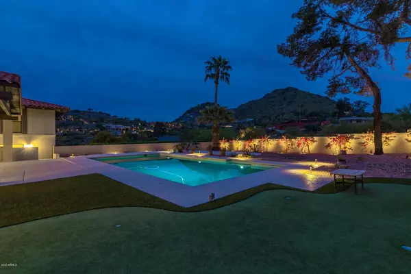 Paradise Valley, AZ 85253,7242 N BLACK ROCK Trail