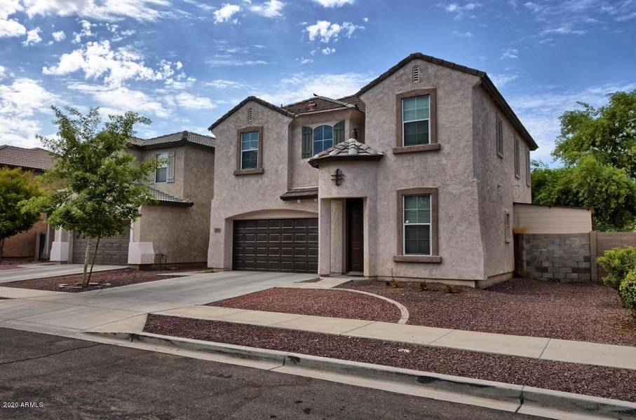 3817 W SHUMWAY FARM Road, Phoenix, AZ 85041