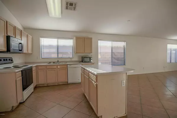 Peoria, AZ 85381,8476 W RUE DE LAMOUR Avenue