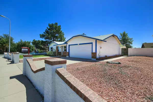 Chandler, AZ 85225,2109 E BUTLER Street