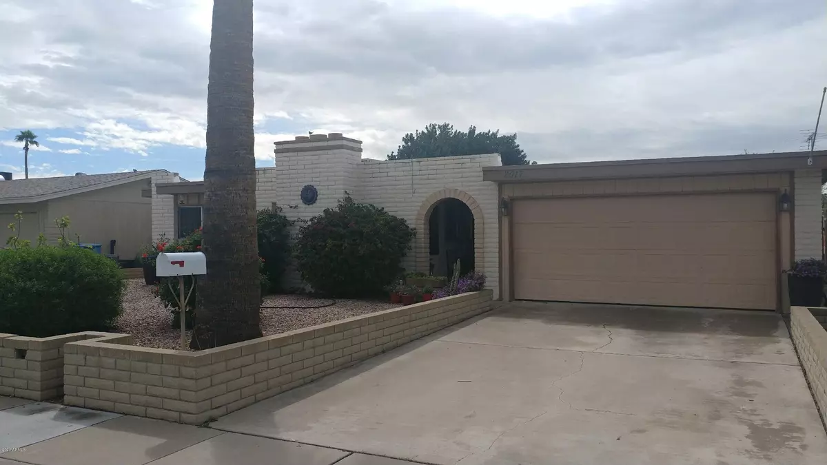 Phoenix, AZ 85029,2917 W LAUREL Lane