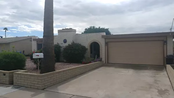 2917 W LAUREL Lane, Phoenix, AZ 85029