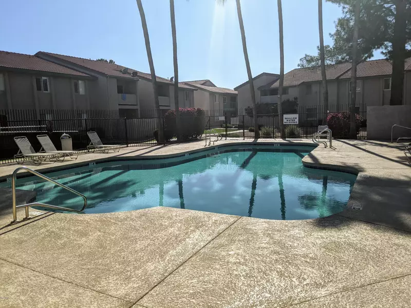 623 W GUADALUPE Road #185, Mesa, AZ 85210