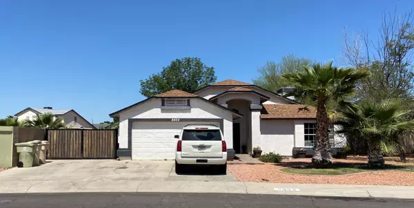 8934 W STELLA Avenue, Glendale, AZ 85305