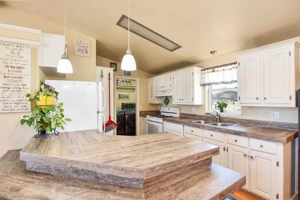 Flagstaff, AZ 86004,8450 ANTELOPE Lane