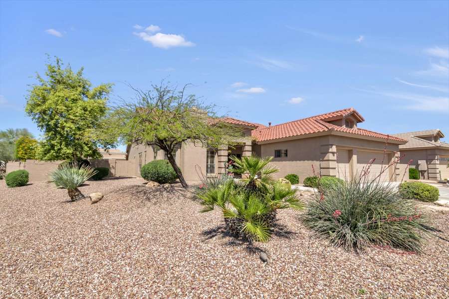 24130 S BRIARCREST Drive, Sun Lakes, AZ 85248