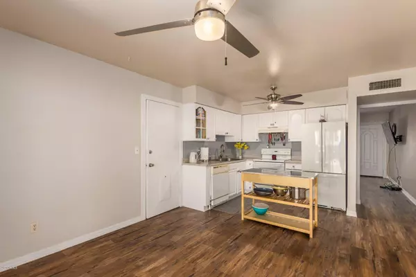 Glendale, AZ 85303,6801 W WINDSOR Boulevard