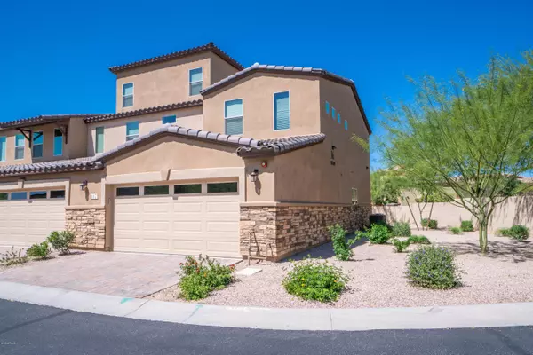 2821 S SKYLINE Drive #117, Mesa, AZ 85212