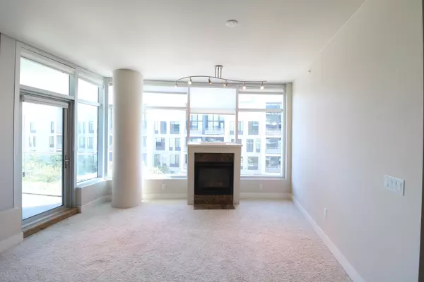 Tempe, AZ 85281,140 E RIO SALADO Parkway #310