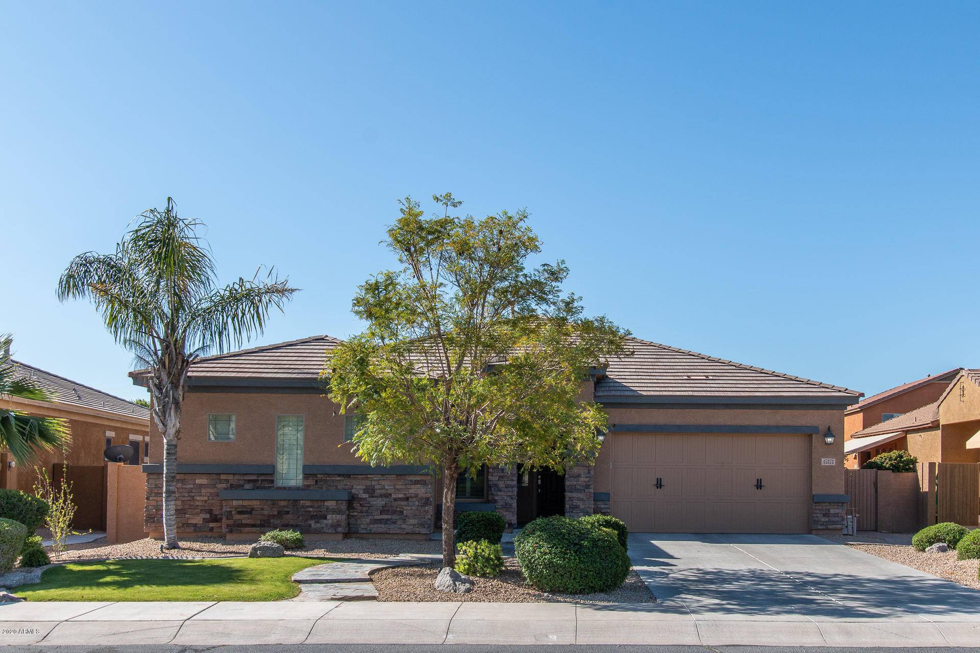 15373 W WESTVIEW Drive, Goodyear, AZ 85395
