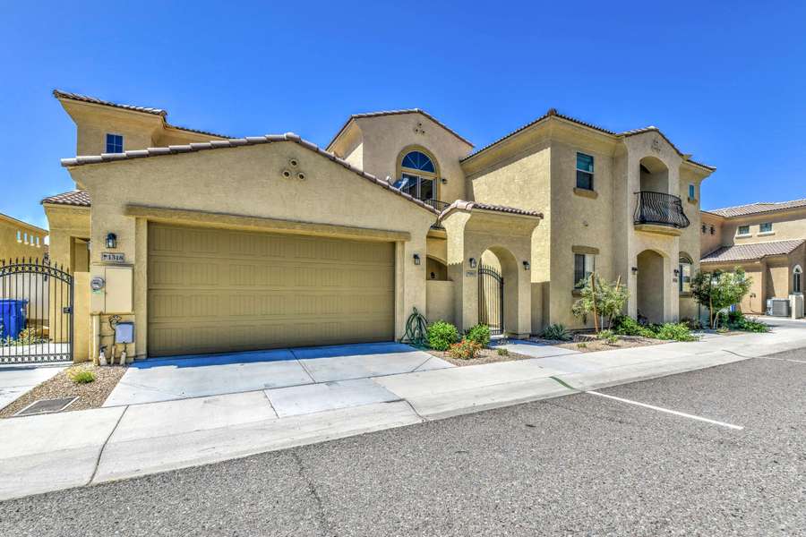 1367 S COUNTRY CLUB Drive #1317, Mesa, AZ 85210