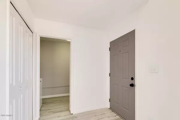 Tempe, AZ 85283,6838 S JENTILLY Lane