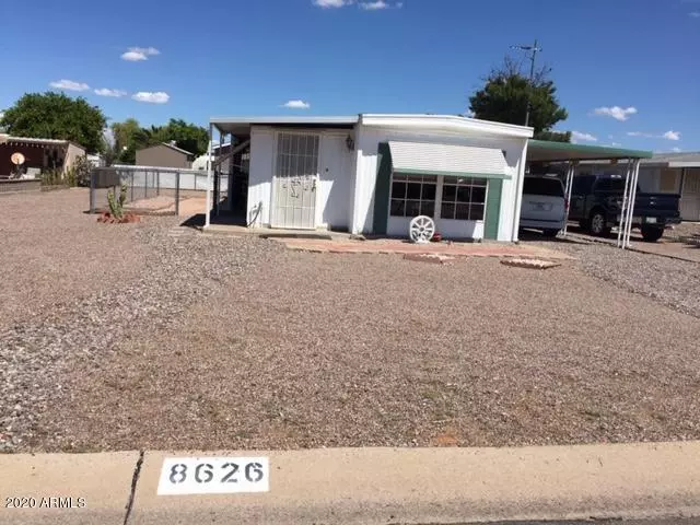 8626 E DULCIANA Avenue, Mesa, AZ 85208