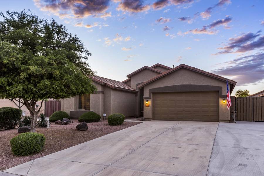 35246 N SHORTHORN Trail, San Tan Valley, AZ 85143