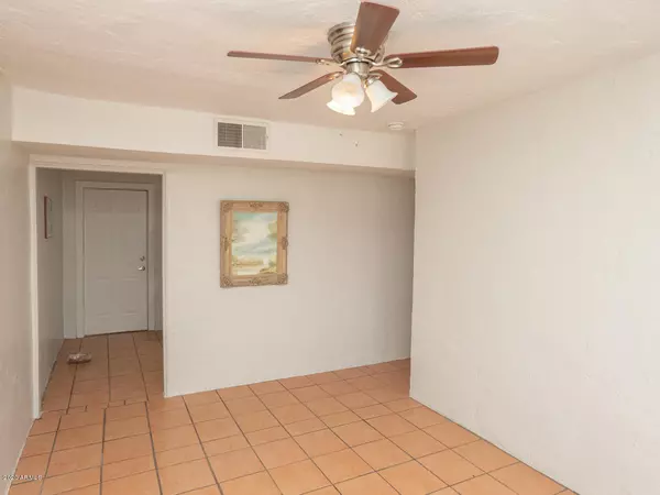 Phoenix, AZ 85041,610 W SOUTHGATE Avenue
