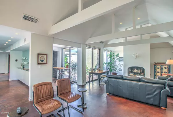 Phoenix, AZ 85021,7018 N BARBADOS Place