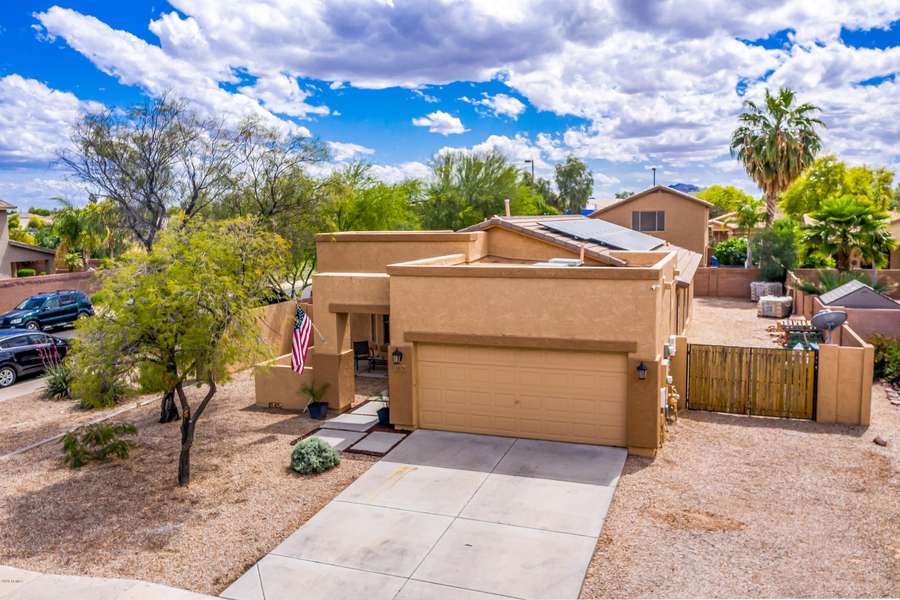 3325 E HAMPTON Lane, Gilbert, AZ 85295