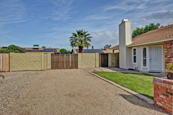 Glendale, AZ 85304,5234 W ASTER Drive