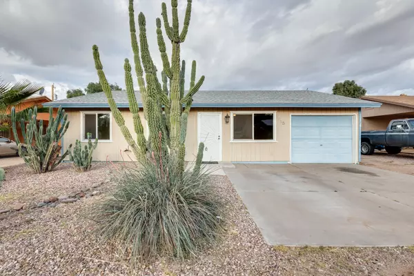 1918 S APACHE Drive, Apache Junction, AZ 85120