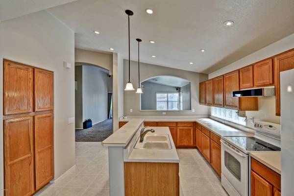 Peoria, AZ 85382,8913 W KINGS Avenue