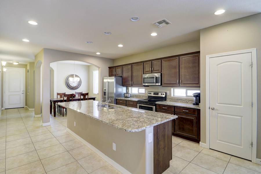 1639 N BEVERLY --, Mesa, AZ 85201