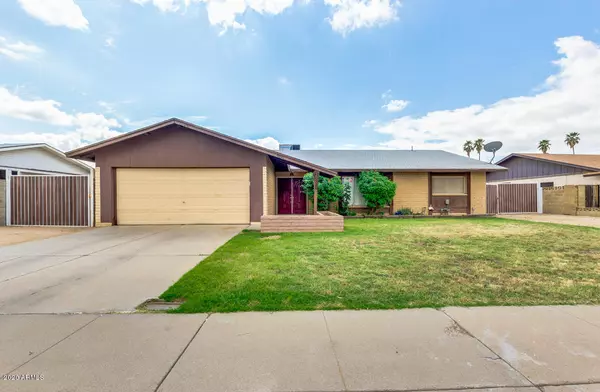 4821 W SOLANO Drive S, Glendale, AZ 85301