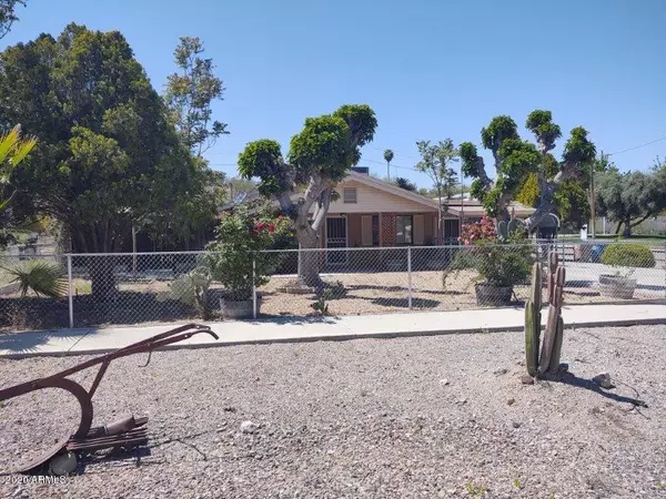 Wickenburg, AZ 85390,100 W PALO VERDE Drive