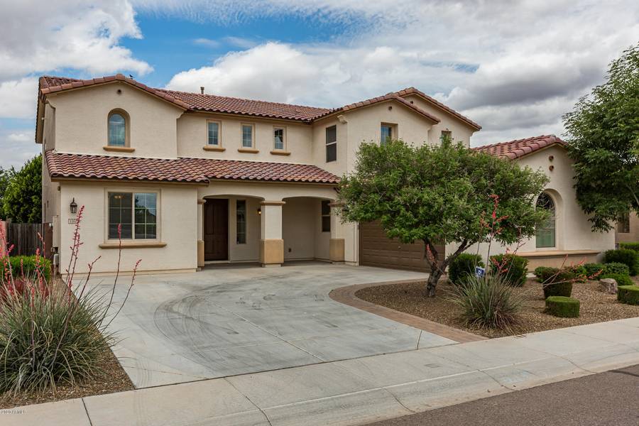 1162 W FEVER TREE Avenue, San Tan Valley, AZ 85140