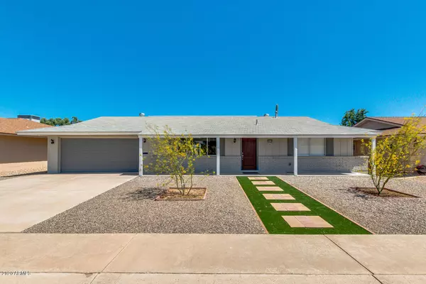 10316 W SALEM Drive, Sun City, AZ 85351