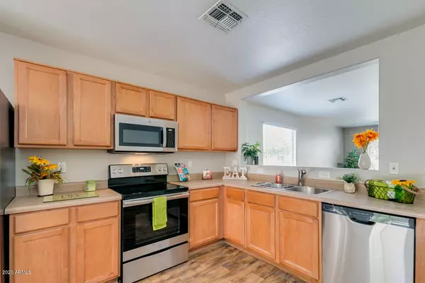 Tolleson, AZ 85353,10041 W CROWN KING Road