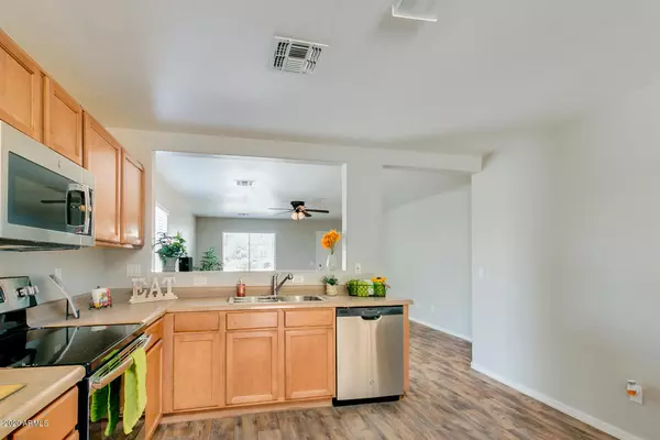 Tolleson, AZ 85353,10041 W CROWN KING Road