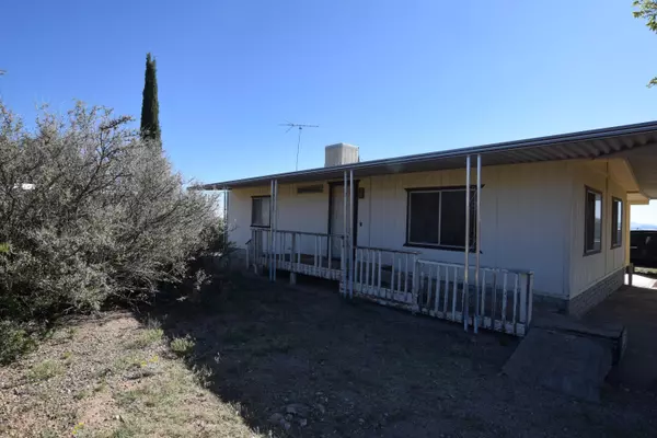 2338 N MUSTANG HEIGHTS Road, Huachuca City, AZ 85616