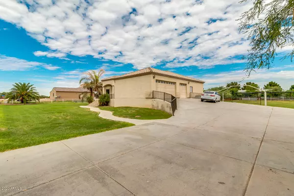 Tolleson, AZ 85353,10620 W HUNTINGTON Drive