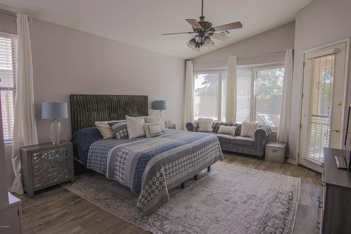 Tempe, AZ 85284,7907 S STEPHANIE Lane